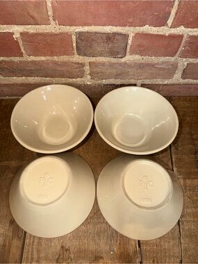 Pampered Chef Cream /Sand Ceramic Serving Bowls - Set of 4